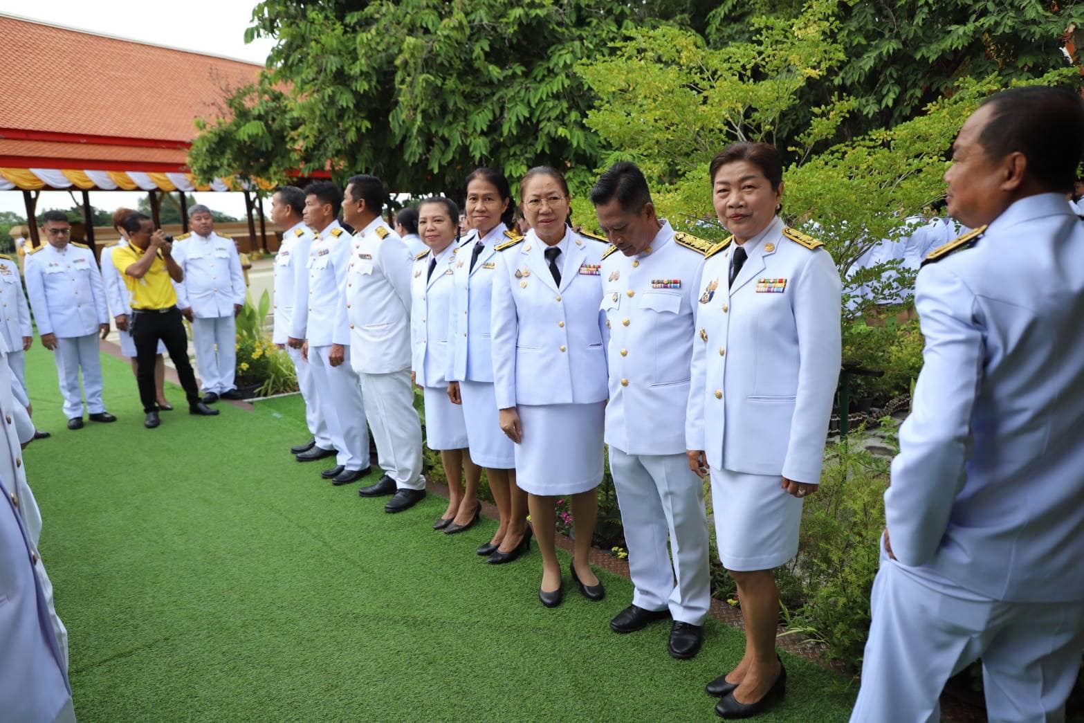 องค์การบริหารส่วนจังหวัดอ่างทอง เข้าร่วมพิธีเชิญคนโทน้ำพระพุทธมนต์ศักดิ์สิทธิ์ของจังหวัดอ่างทอง