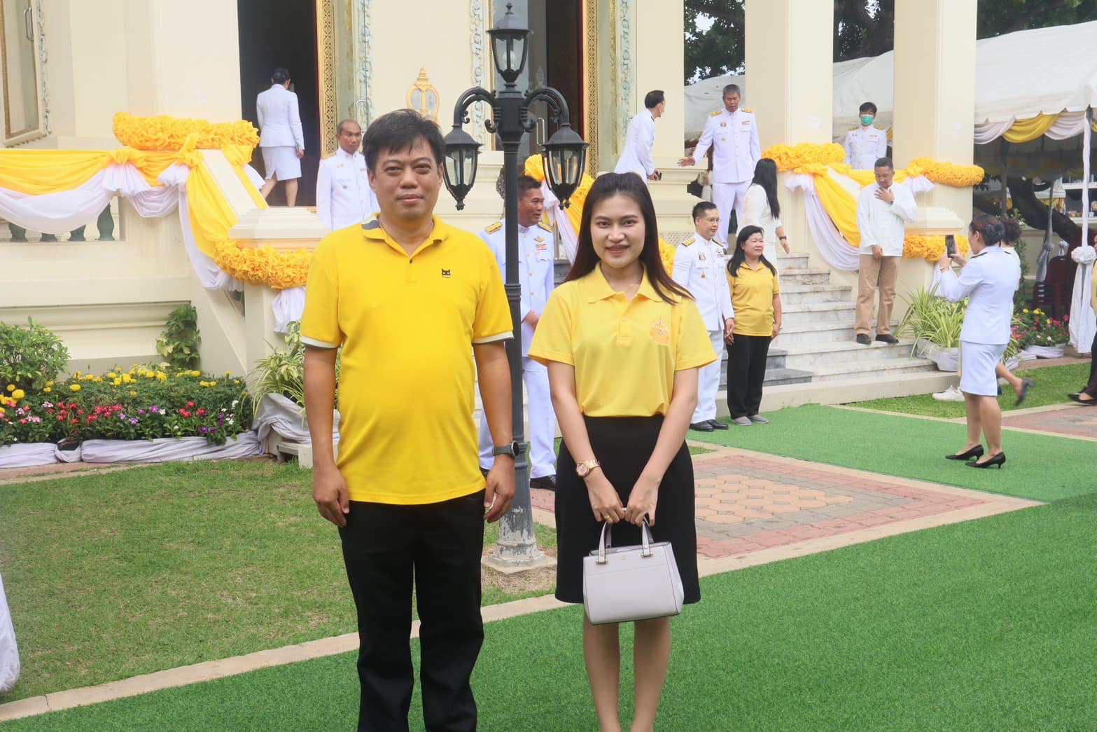 องค์การบริหารส่วนจังหวัดอ่างทอง เข้าร่วมพิธีถวายเทียนพรรษาพระราชทาน พุทธศักราช ๒๕๖๗